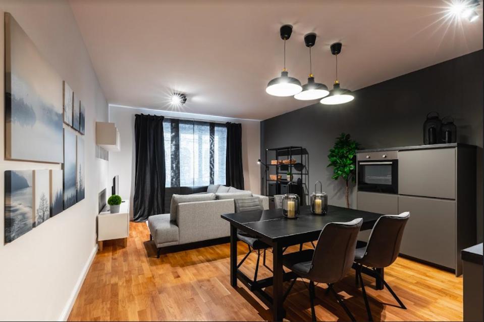 Authentic Apartment Next To Schwedenplatz Wien Exterior foto